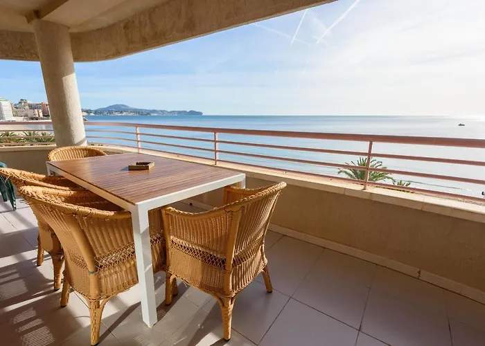 Piso Familiar Frente Al Mar